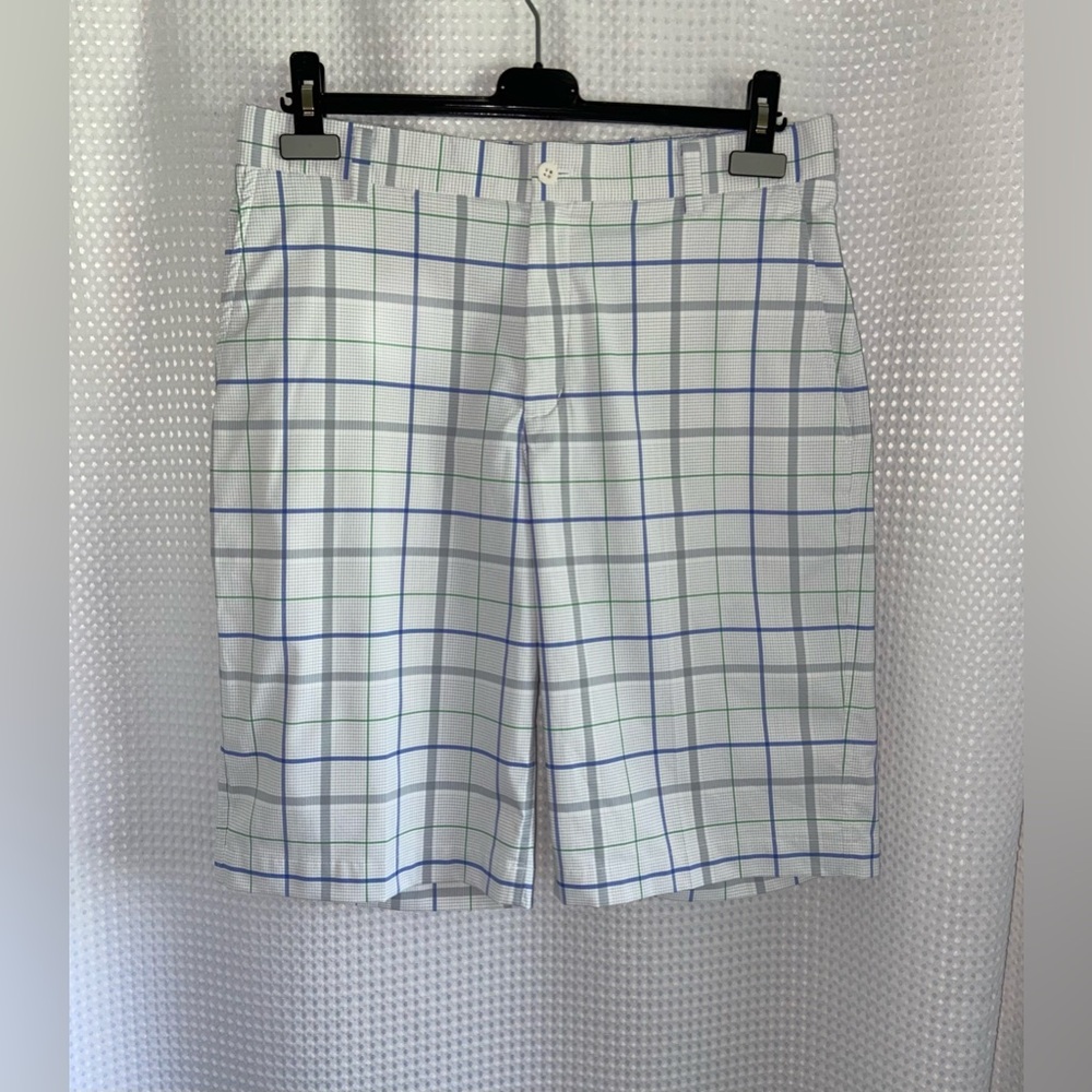 2/49$ NIKE GOLF white plaid Bermuda‎ shorts size 32
